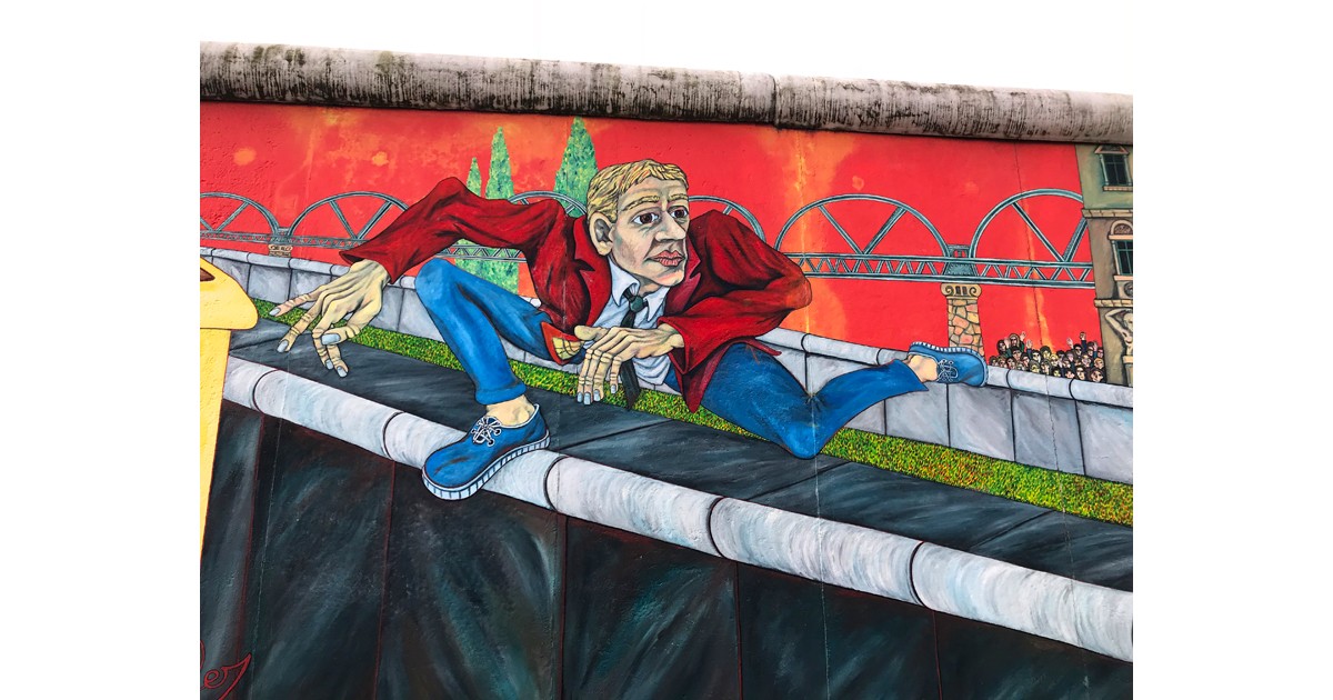 Berlin Wall (Guest Artist)