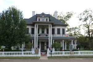 Walker Manor Bed and Breakfast in Gladewater TX
